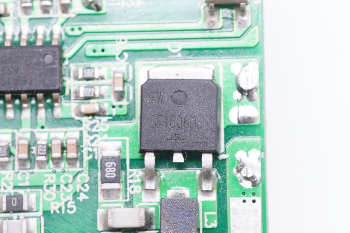 ProMini 130W氮化鎵充電器SF1006DS(佑風微）